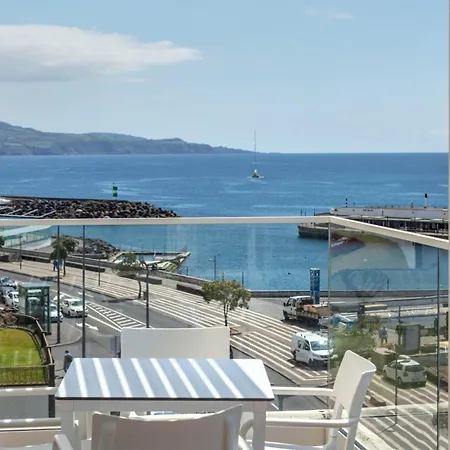 Hotel Gaivota Azores 4*