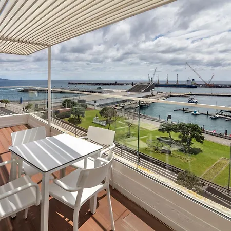 Gaivota Azores Hotel 4*
