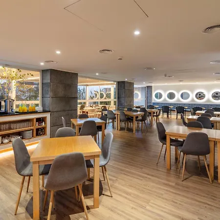 Gaivota Azores Hotel 4*