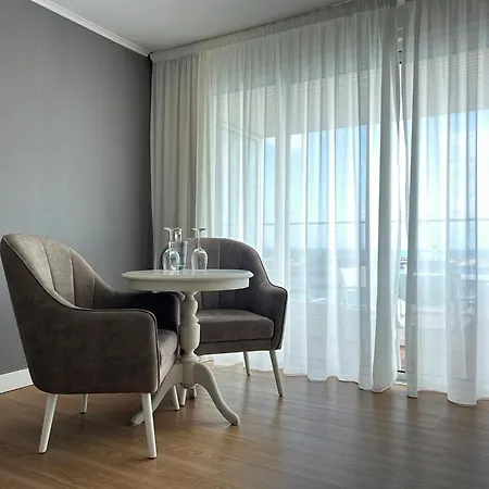 Gaivota Azores Hotel